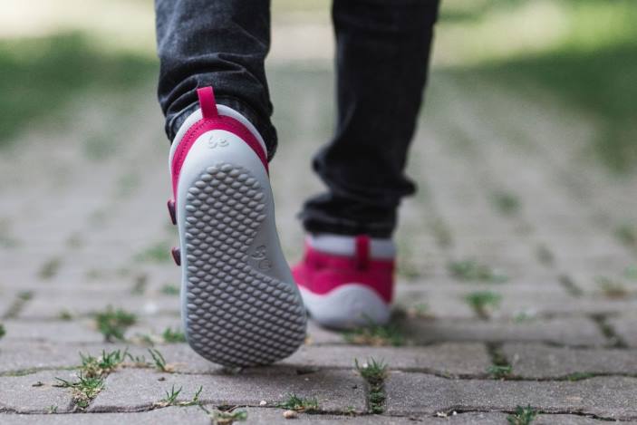 vaikai basi - žaistiBe Lenka HZVH226 tamsiai rožinė