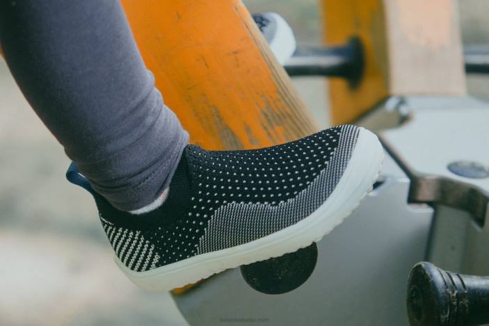 vaikiški sportbačiai basomis kojomisBe Lenka HZVH215 juoda balta