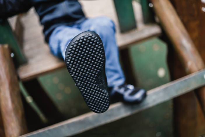 vaikiški sportbačiai basomis kojomis – skystiBe Lenka HZVH200 anglis/juoda