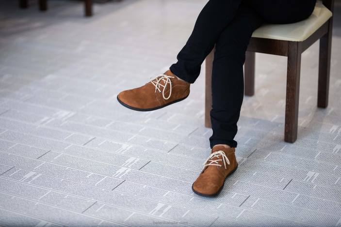 batai basomis kojomis – ikona vyrų Be Lenka HZVH67 konjako