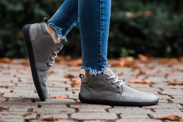 batai basomis kojomis – ikona vyrų Be Lenka HZVH68 akmenukų pilka